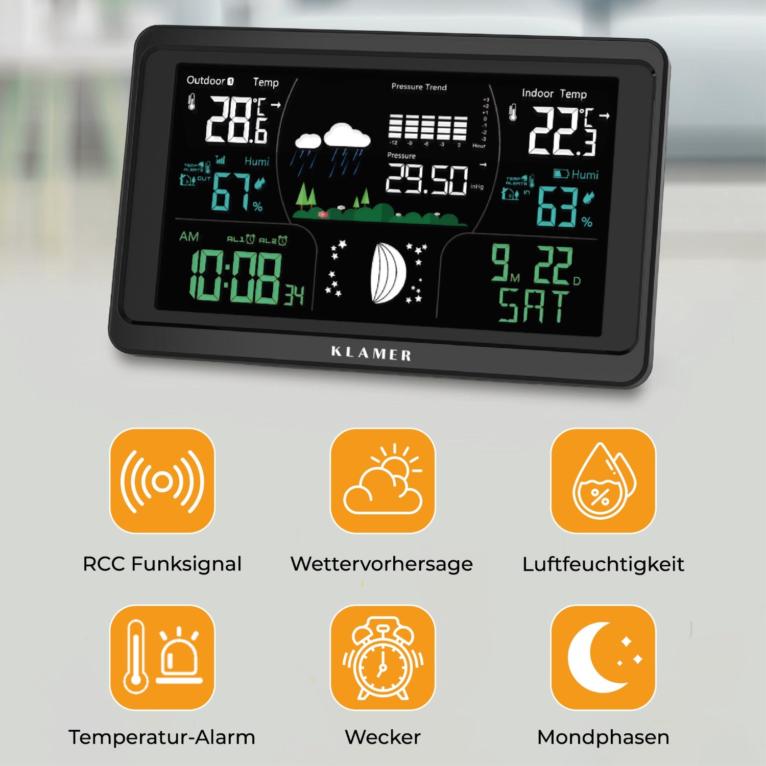 Wetterstation mit buntem Digital-Display zeigt Innen- und Außentemperatur sowie Wetterdaten und Funktionen.